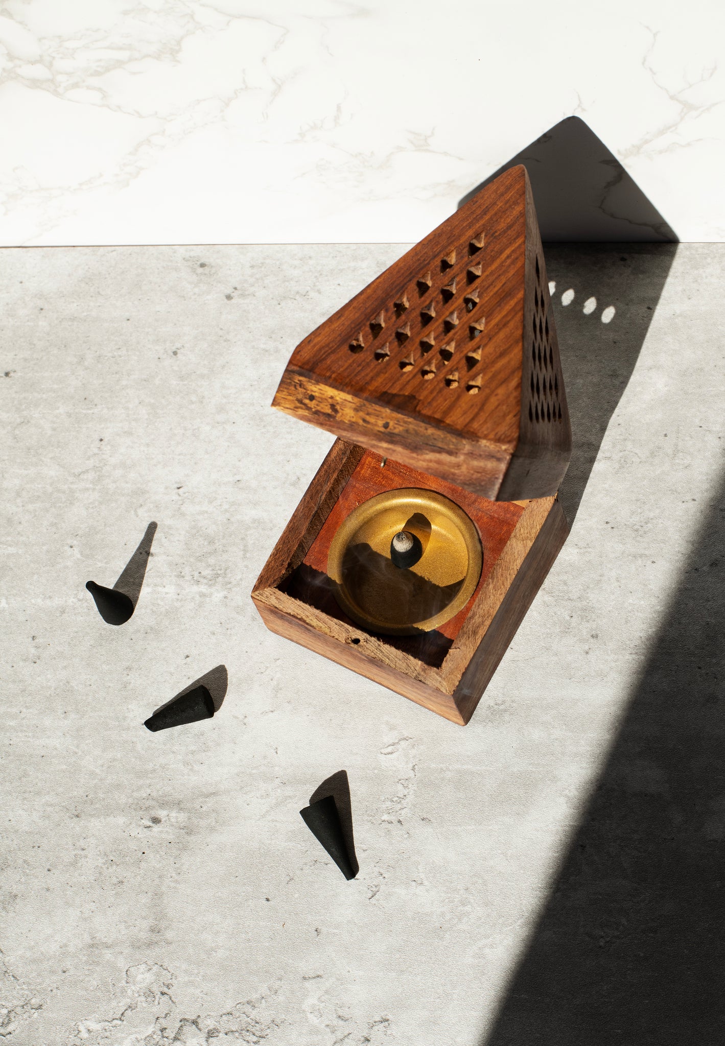 Wooden Triangle Cone & Resin Incense Burner – jmeeksapothecary